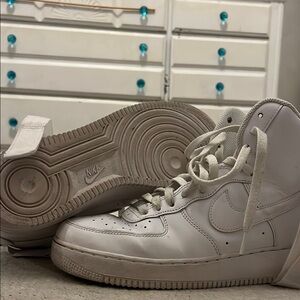 Nike Classic Air Force White High-Tops